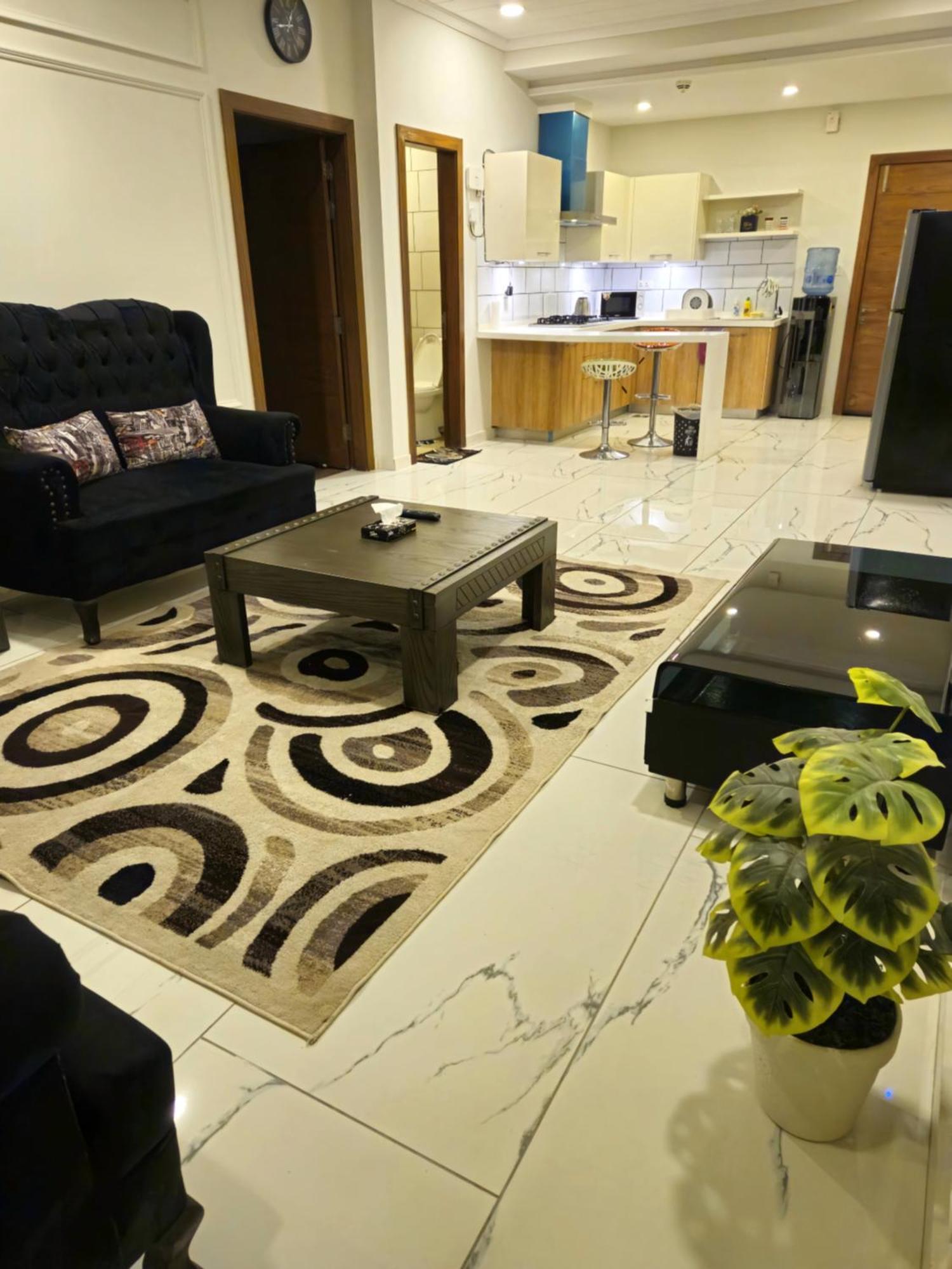 Aesthetic Scenic Luxurious Apartment - Bahria Heights 라왈핀디 외부 사진